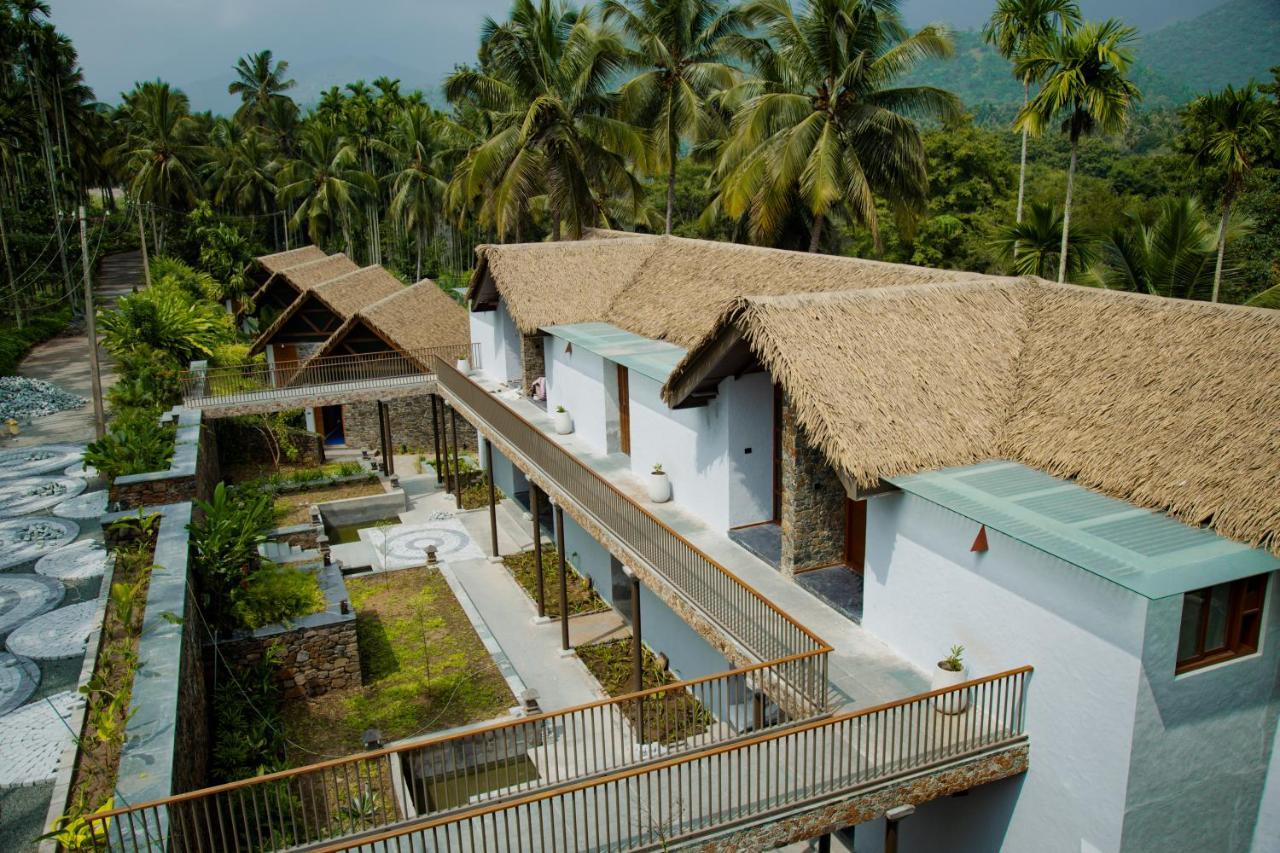 Maayaa Riverside Villa By Kpm Tripenta Attappadi Exterior photo