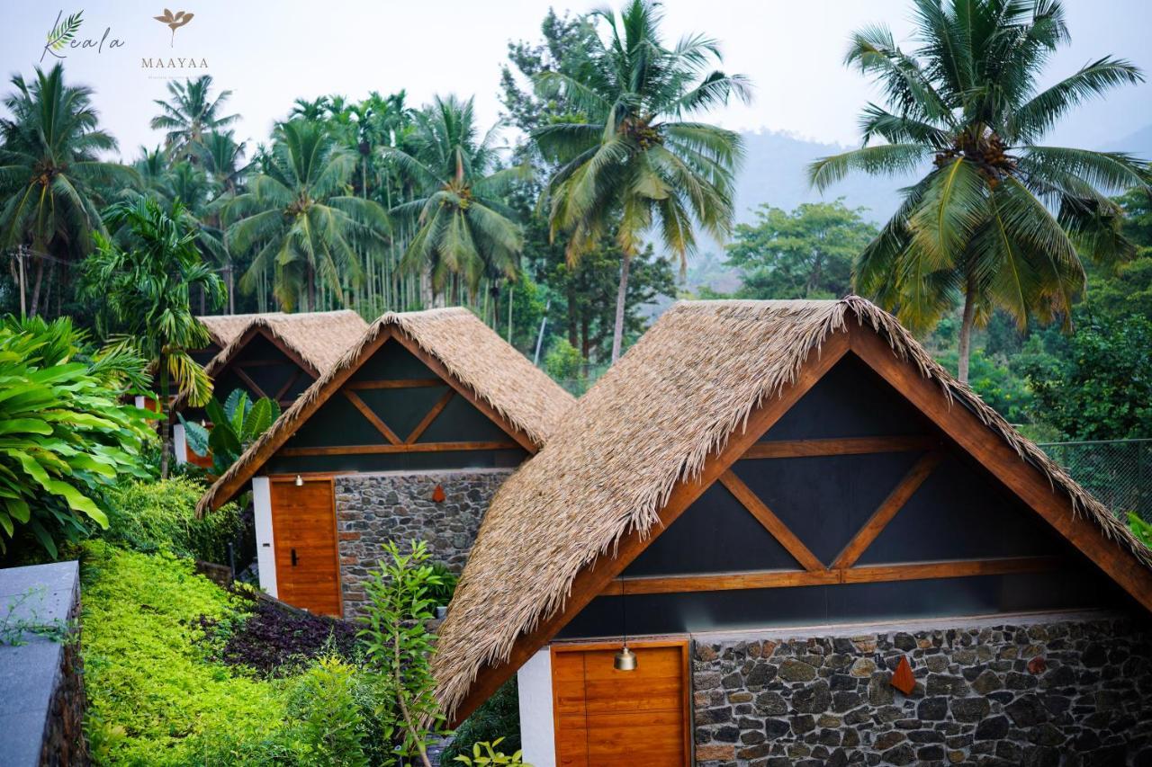 Maayaa Riverside Villa By Kpm Tripenta Attappadi Exterior photo